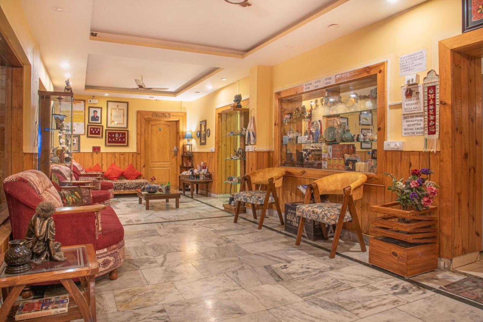 Nandini Villa Dharamshala Exteriör bild