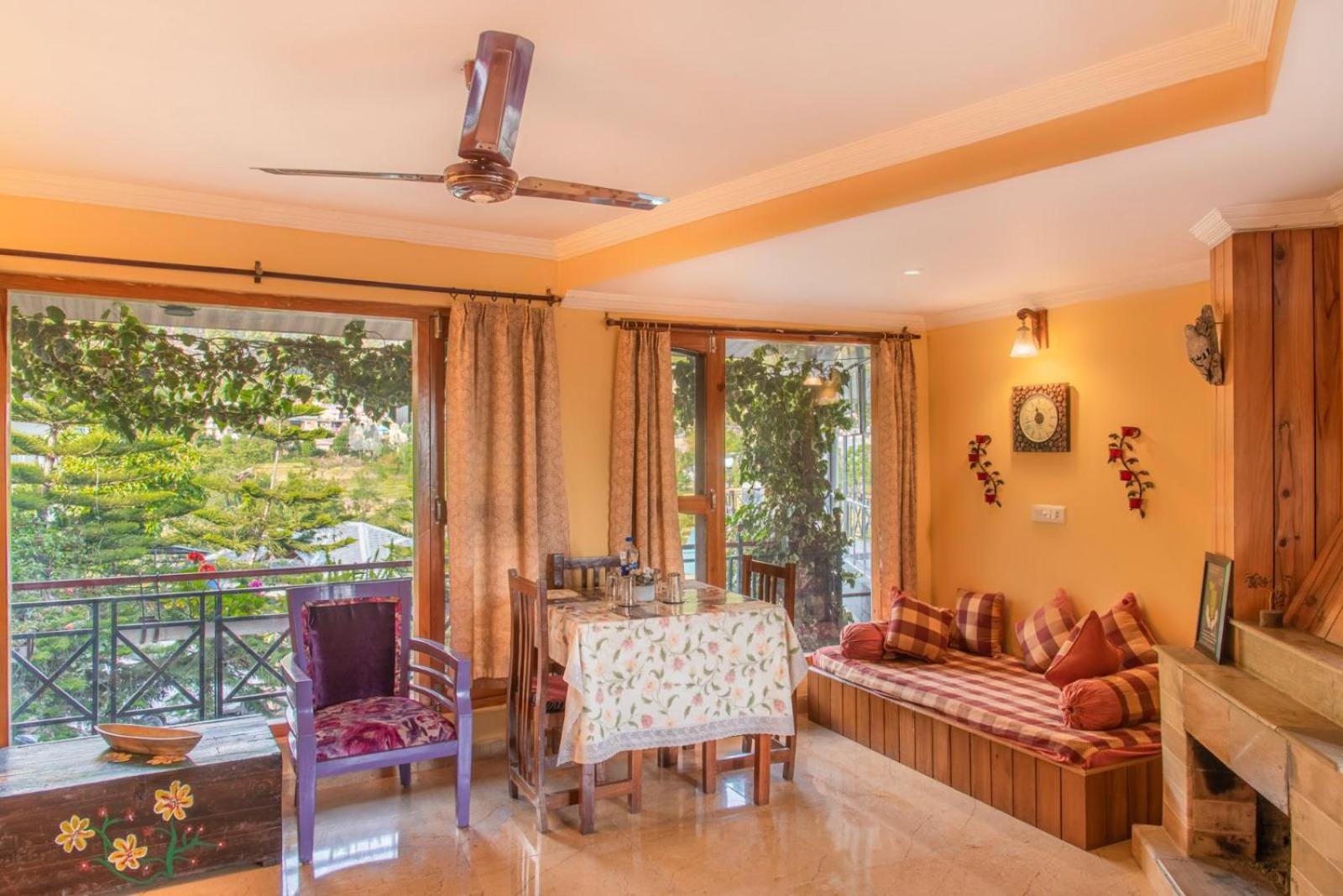 Nandini Villa Dharamshala Exteriör bild