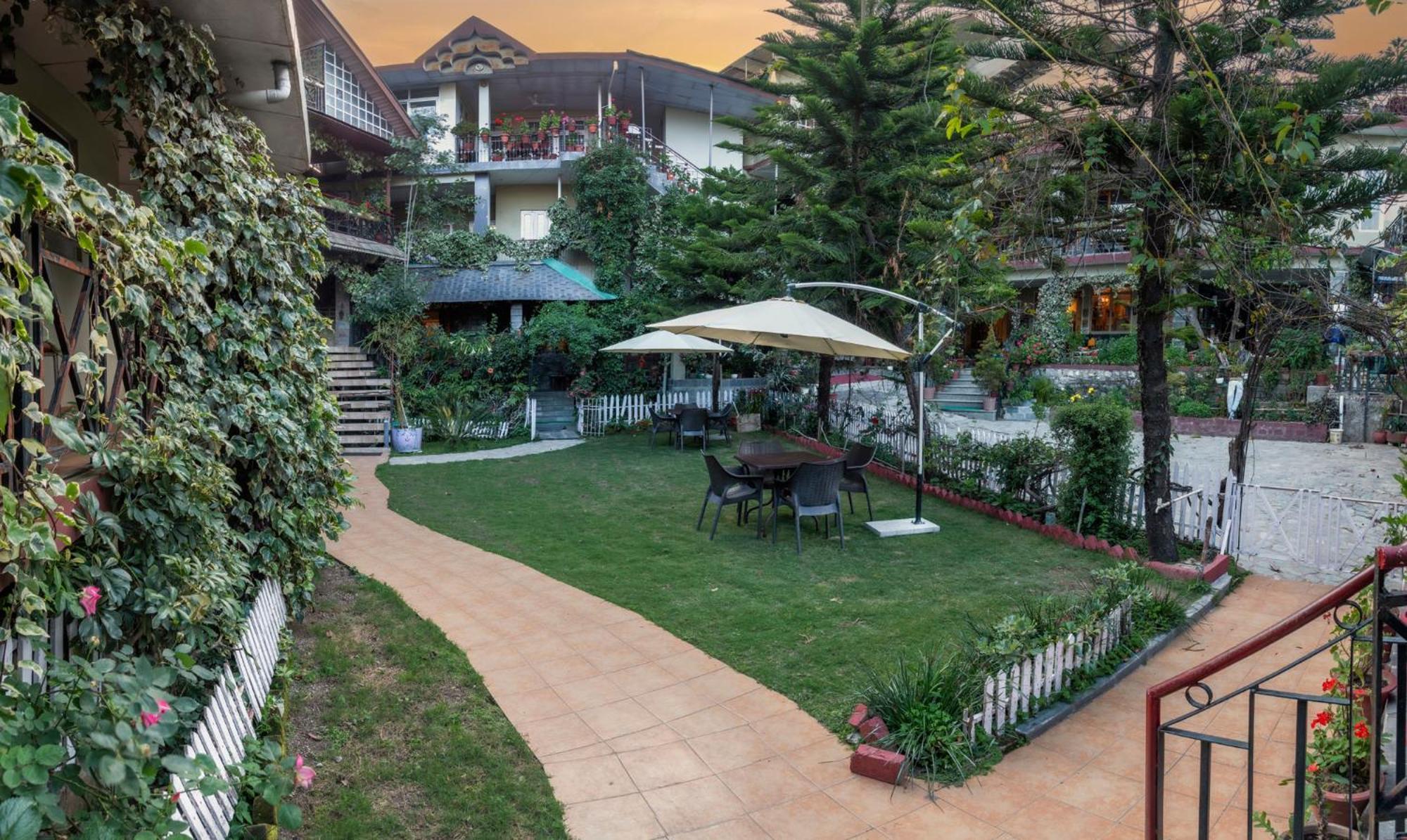 Nandini Villa Dharamshala Exteriör bild